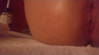 Stretching my hole to get some big dick 