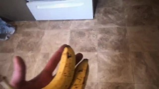 Making Edibles: Crunky Monkey Ice Cream 