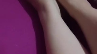 @tici_feet IG tici feet tici_feet in my bed, black toes!