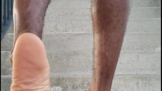 SHOWING MY YOUNG AFRICAN SOLES AFTER MY JOG