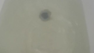 Jerking off in the bath