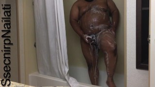 Shower time with SsecnirpNailati