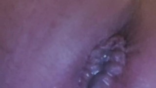 Sborra che cola fuori dal mio culetto culetto