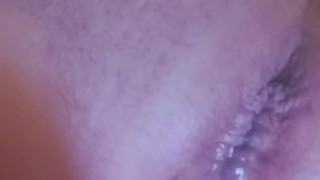 Sborra che cola fuori dal mio culetto culetto