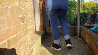 Alice - A Smoke Break and Pissing My Jeans, Just Because I Love It ;)