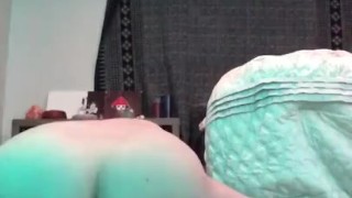Using my new dildo to fuck my wet pussy 