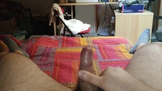 Teen jerk off in bed before school