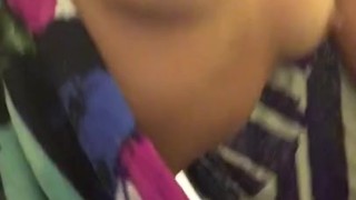 Sexy chica tocandose y jugando con su cosita