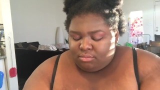 EBONY BBW EATS SOUL FOOD | with sound 