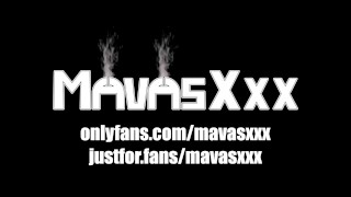 Me corro y me meo en la ducha