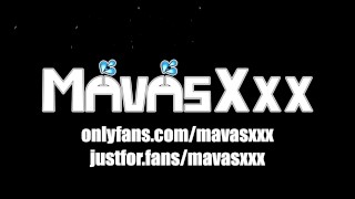 Me corro y me meo en la ducha