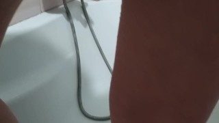 ЗОЛОТОЙ ДОЖДИК В ВАННОЙ ОТ ВОЛОСАТОЙ ПИСИ