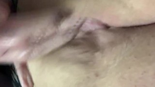 Layla slaps that pussy