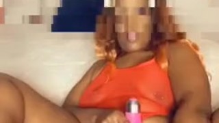 Fat & Juicy Pussy Squirting 