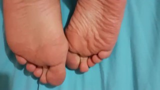 Watch Amateur Teen Feet POV & Foot Fetish