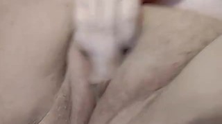 Jenger uses her Hitachi and Lelo Sona to give herself mind blowing orgasms.