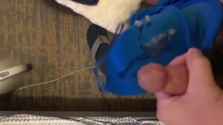 Big load on her sexy blue bra