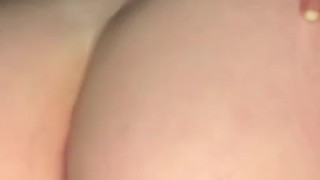 Fingering myself and shaking my ass for you