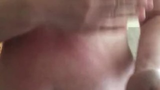 Short teaser of milf getting off with baby oil 