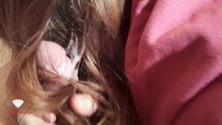 Milf does a handjob with her hair on a masturbation day. Hairjob?