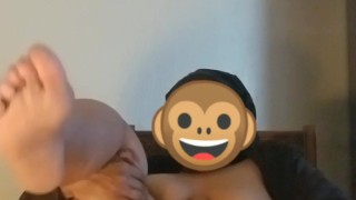 Clit rub with foot in air
