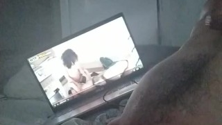 Кончил себе на лицо, после ахуенной дрочки.