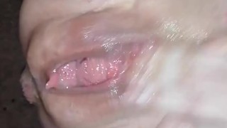 Close up PUSSY rub (cream pied, Squirt) ) 