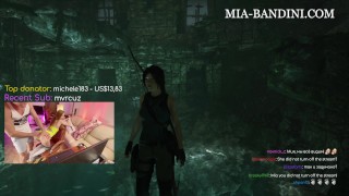 Streamer girl forgot to turn off the camera and got fucked in stream