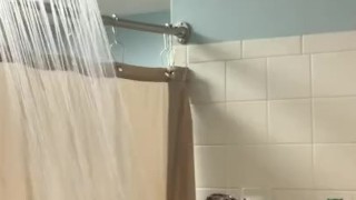 Fun in the shower 