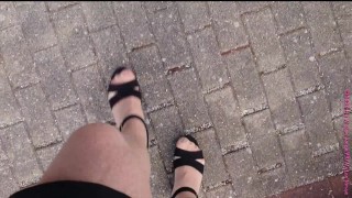 Kleiner Spaziergang in Heels