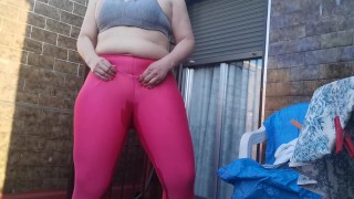 Trailer Peeing my leggins after training in home