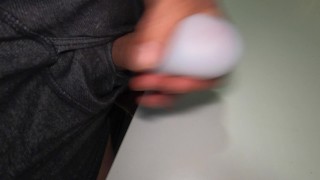 ○テンガエッグを使ってガテン系が激しく手を動かすオナニー