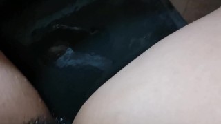 Solo amateur MelanieQuezon squirts and creams everywhere