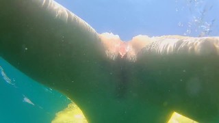 Underwater PUSSY PLAY at Public Beach # FUN from Risky Public Exhibitionism
