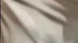 WATCH HOW SHE MASTURBATES AND SATISFY HERSELF!!! SQUIRTING, TREMBLING