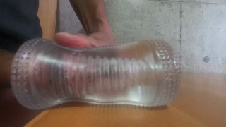 【高画質4Ｋ】○ガテン系が透明オナホで腰フリオナニー