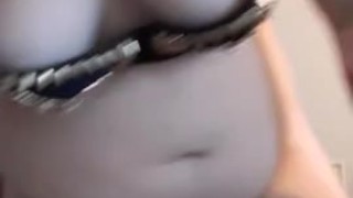 Amateur babe strip tease and fucking her pussy