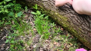 Nettle play outdoor - burning pussy