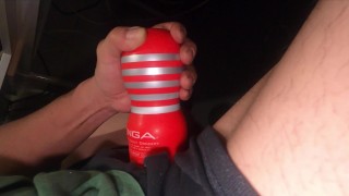 【高画質4Ｋ】ガテン系がギンギンになったチンポをテンガで激しくオナニー