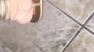 @tici_feet tici feet IG tici feet showing my dirty soles (preview)
