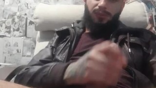 Camboy gozando depois de termina o dia 