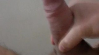 Masturbandome facial botando leche