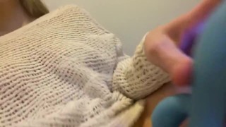 make myself orgasm while waiting for husband to come home