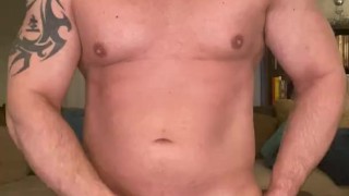 Flexing and jerking off