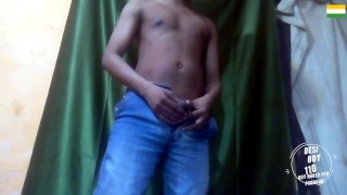 Indian shameless porn boy nude Show ( भारतीय देसी अश्लील नंगा लड़का )