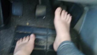 Pedal pumping bare feet