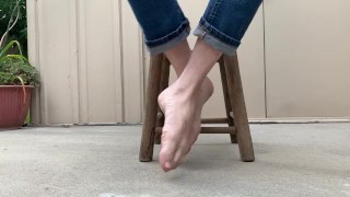 There’s body language and then there’s foot language