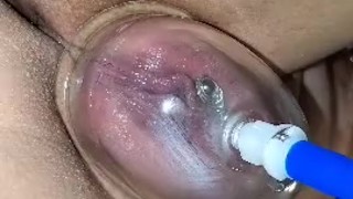 Sukie Rae pumps her beautiful pussy