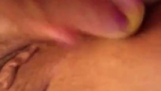 Cougar stuffs curved ripe yellow banana in her wet cunt and asshole