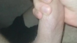 Дрочу бритый член